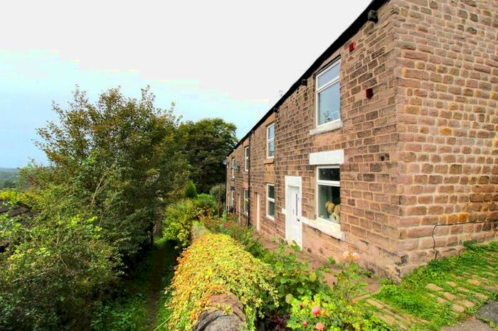 2 Bedroom Terraced House To Rent In Bank Gate, Broadbottom, Hyde, SK14