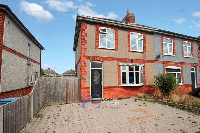 3 Bedroom Semi-Detached House For Sale In Park Road, Earl Shilton, LE9