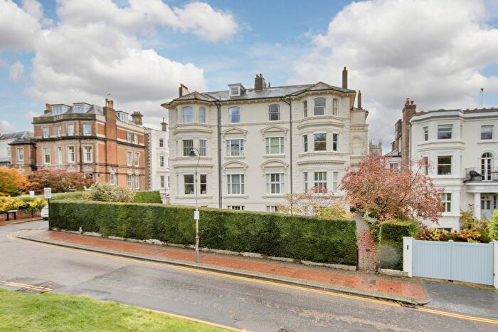 3 Bedroom Flat To Rent In London Road, Tunbridge Wells, TN1