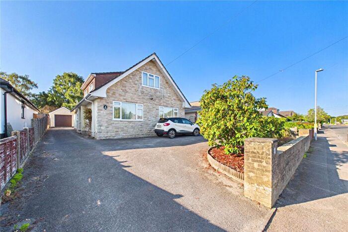 4 Bedroom Detached House For Sale In Cheam Road, Broadstone, Dorset, BH18