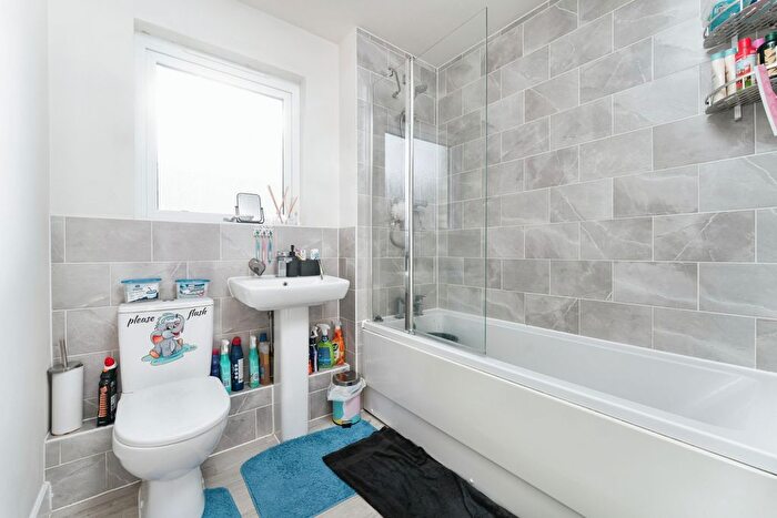2 Bedroom Flat For Sale In Galton Road, Cambridge, CB3