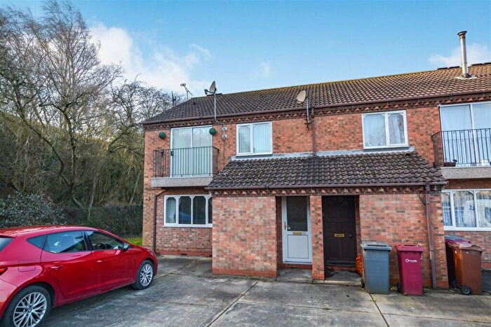1 Bedroom Flat To Rent In The Fairways, Scunthorpe, DN15