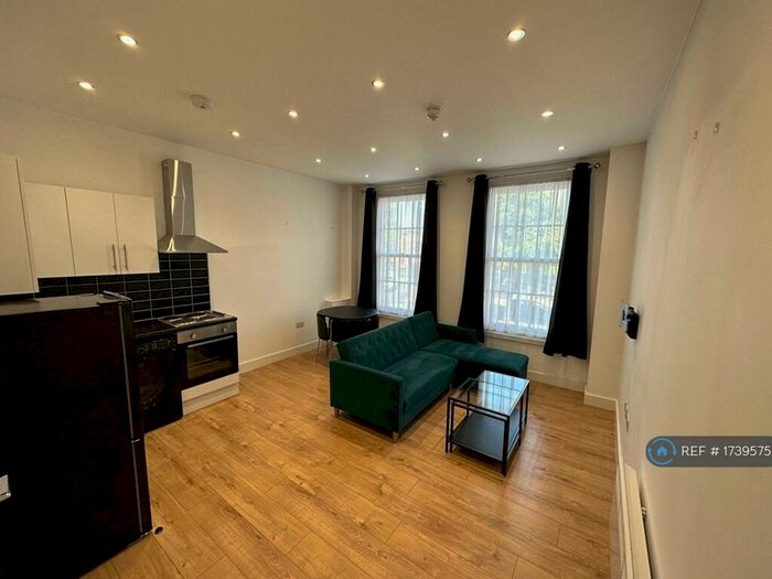 1 Bedroom Flat To Rent In Denmark Hill, London, SE5