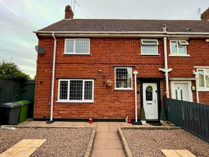 3 Bedroom Property To Rent In Pointon Close, Bilston, WV14