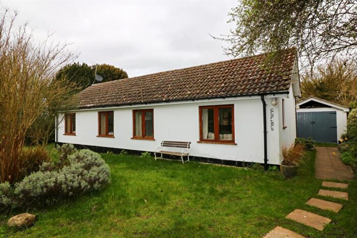 3 Bedroom Detached Bungalow For Sale In Mill Common, Blaxhall, Woodbridge, IP12