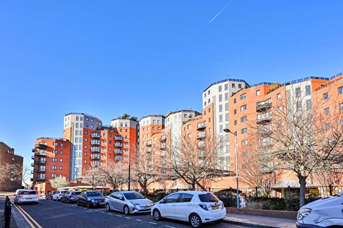 1 Bedroom Flat For Sale In New Atlas Wharf, Docklands, London, E14
