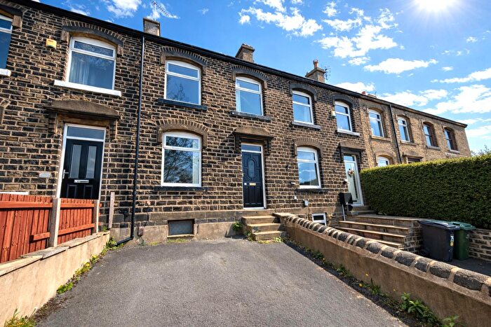 3 Bedroom Terraced House For Sale In Cliffe End Road, Longwood, Huddersfield, HD3