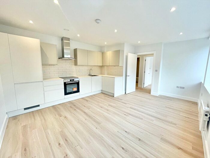 1 Bedroom Flat To Rent In Lyon Road, Harrow, HA1