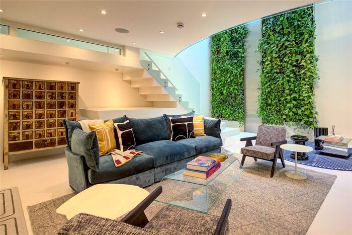 4 Bedroom Mews To Rent In Elvaston Mews, South Kensington, SW7