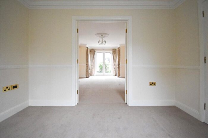 4 Bedroom Detached House For Sale In Fairsford Place, Cambridge, CB1