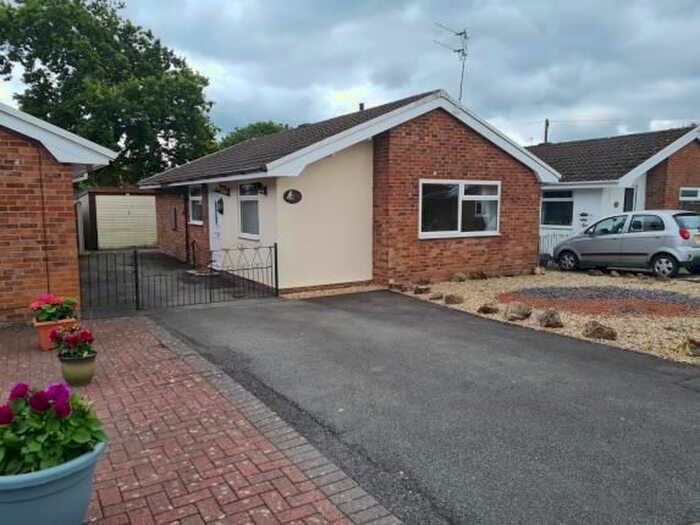 Houses for sale & to rent in CW7 4DD, Moors Lane, Winsford Swanlow And