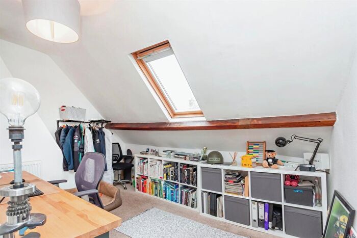 3 Bedroom Terraced House For Sale In Main Street, Gawcott, Buckingham, MK18