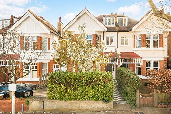 2 Bedroom Flat For Sale In Enmore Road, Putney, SW15