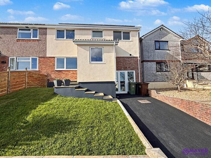 4 Bedroom Semi Detached House For Sale In Long Meadow, Plympton, PL7