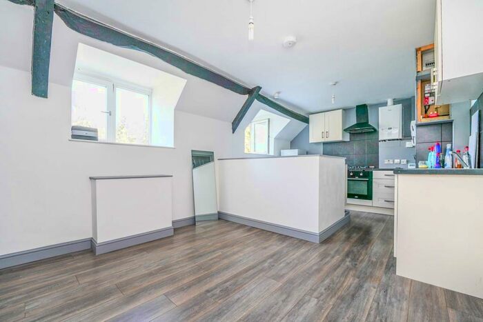 1 Bedroom Maisonette To Rent In Vortex Inn, Fairford, GL7