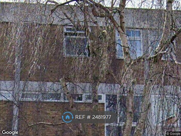 3 Bedroom Maisonette To Rent In High Street, Banstead, SM7