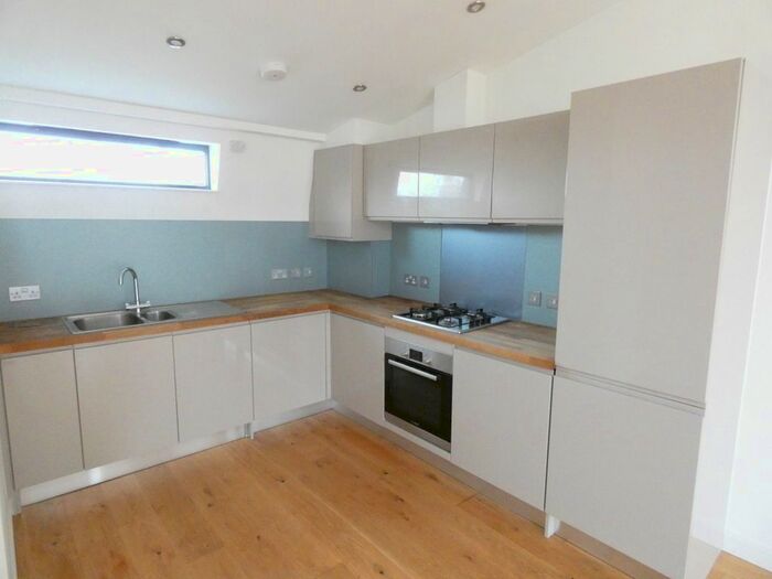 1 Bedroom Flat To Rent In Odeon Parade, Well Hall Road, Eltham, SE9