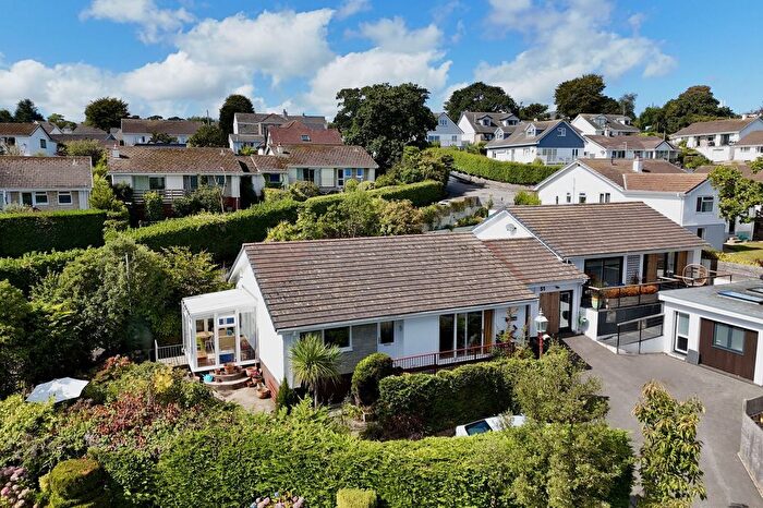 3 Bedroom Semi-detached Bungalow For Sale In Queen Anne Gardens, Falmouth, TR11