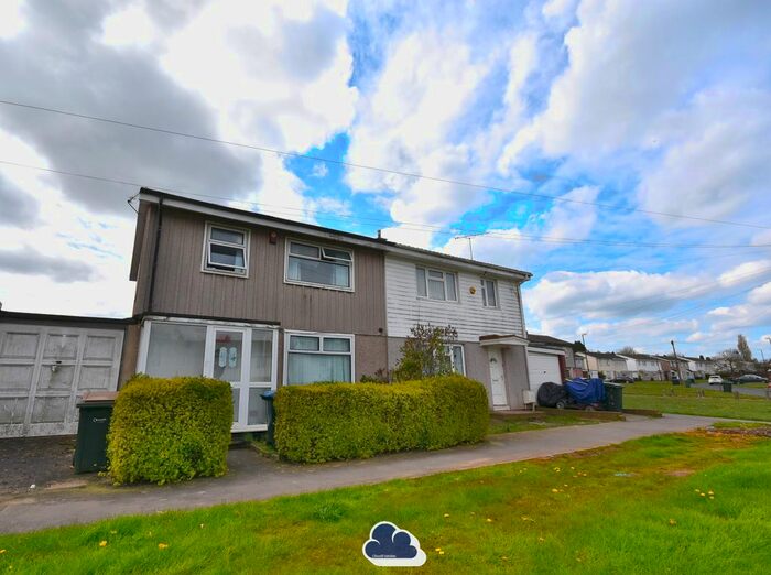 5 Bedroom Semi-Detached House To Rent In Scarborough Way, Coventry, CV4