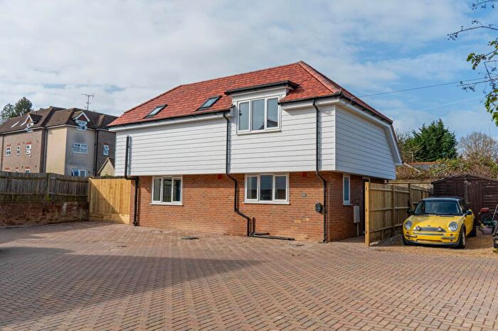 3 Bedroom Detached House For Sale In Queens Road, Haywards Heath, RH16