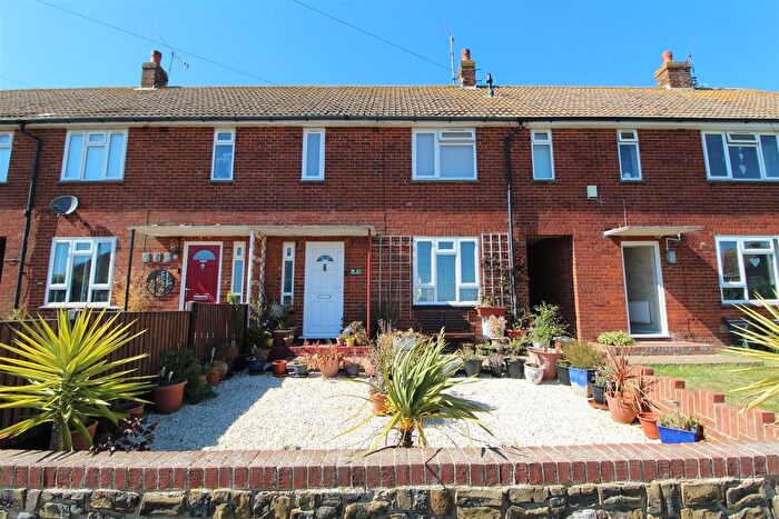 2 Bedroom Terraced House For Sale In Kingston Avenue, Margate, CT9