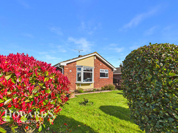 2 Bedroom Detached Bungalow For Sale In Brendon Close, Lowestoft, NR32