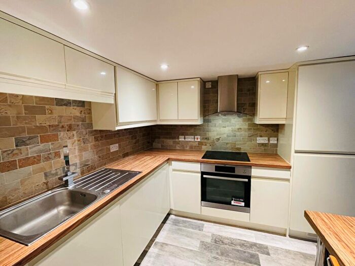 Studio To Rent In Goldswong Terrace, Nottingham, NG3