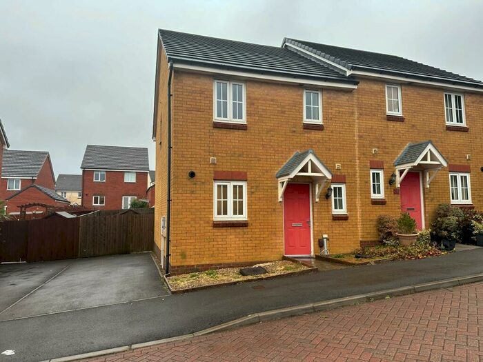 3 Bedroom House To Rent In Emily Fields, Birchgrove, SA7