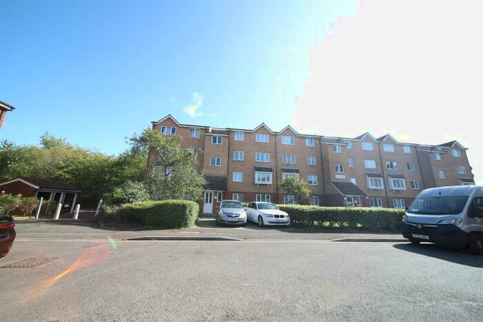 1 Bedroom Flat To Rent In Chaffinch Close, London, N9
