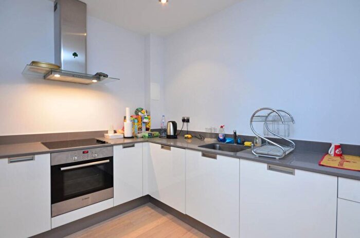 3 Bedroom Flat For Sale In Theatro Tower, Greenwich, London, SE8