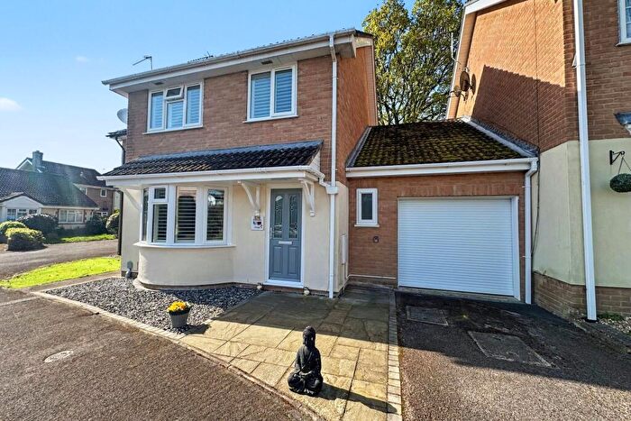 4 Bedroom Semi Detached House For Sale In Verwood, BH31