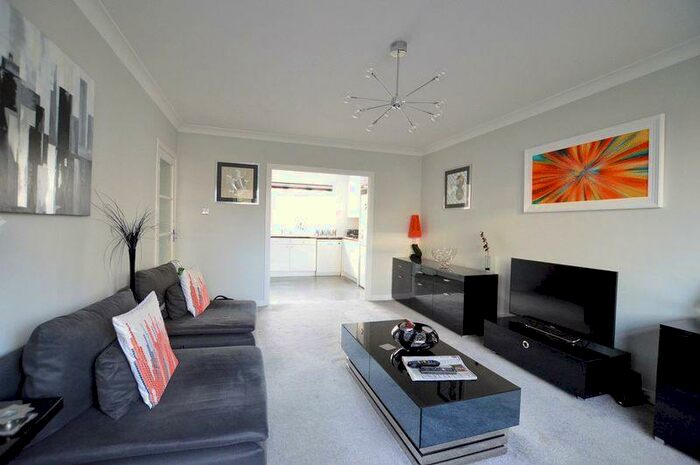 1 Bedroom Apartment To Rent In Uxbridge Road, Hatch End, HA5