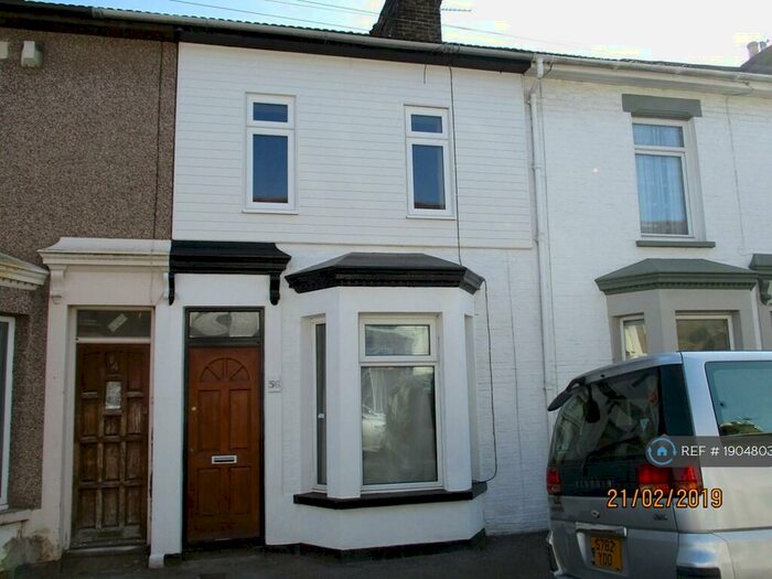 5 Bedroom Terraced House To Rent In Invicta Road, Sheerness, ME12