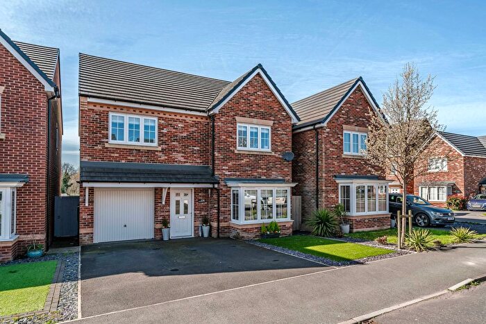 4 Bedroom Detached House For Sale In Mill Lane, Coppull, PR7