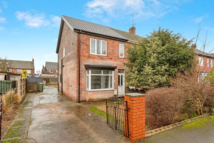 3 Bedroom Semi Detached House For Sale In Rowland Road, Scunthorpe, DN16