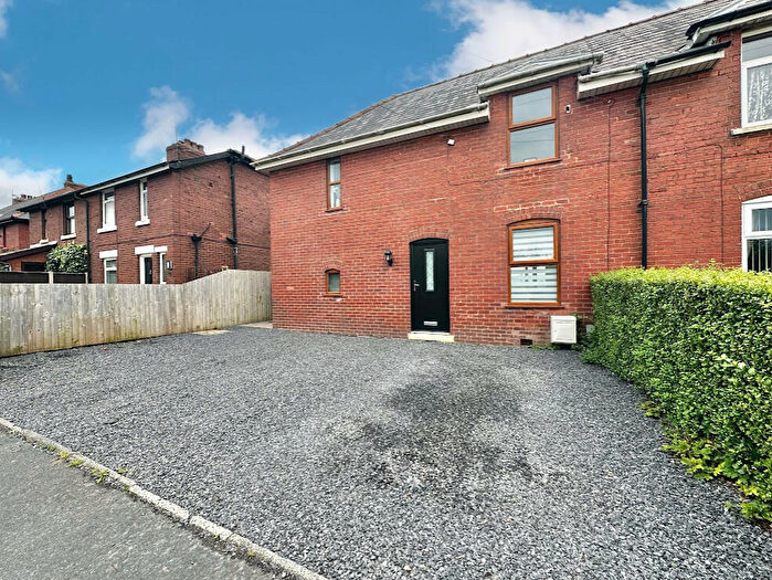 3 Bedroom Semi-Detached House For Sale In Park Lane, Preesall, FY6