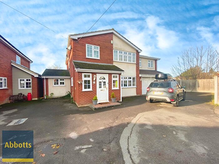 5 Bedroom Detached House To Rent In Maldon Road, Burnham-On-Crouch, CM0