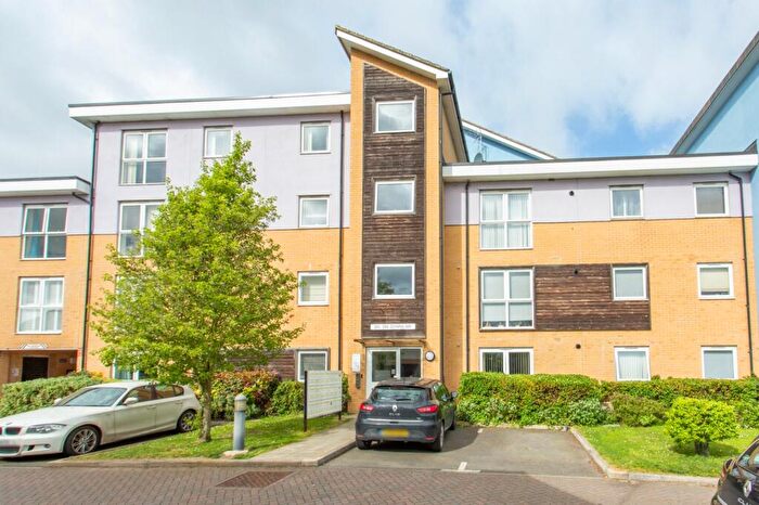 2 Bedroom Flat For Sale In Olympia Way, Whitstable, Kent, CT5