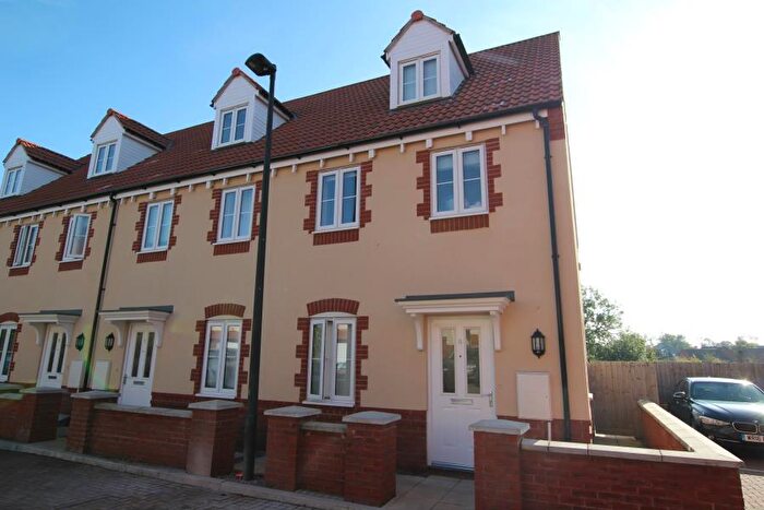 7 Bedroom Terraced House To Rent In Foxglove Close - Stoke Gifford, BS34