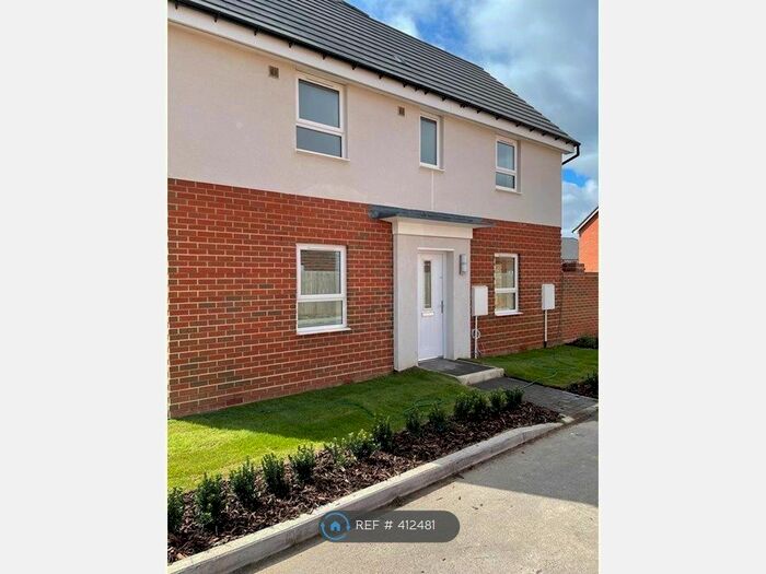 3 Bedroom Semi-Detached House To Rent In Herald Street, Broughton, Aylesbury, HP22