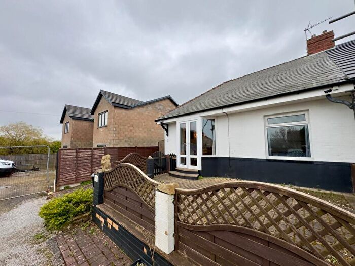 2 Bedroom Semi-Detached Bungalow For Sale In Ainsdale Avenue, Burnley, BB10