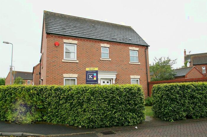 3 Bedroom End Of Terrace House To Rent In Harding Spur, Langley, Slough, SL3