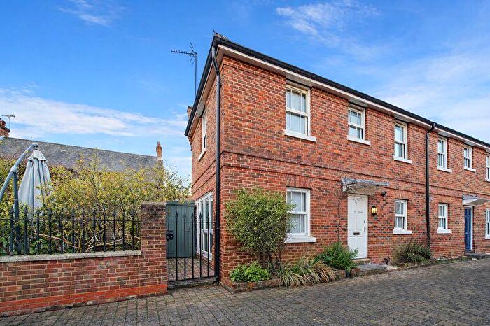 2 Bedroom Semi Detached House To Rent In Peelers Court, Canterbury, CT2