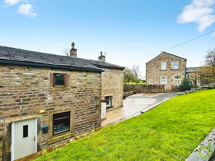 2 Bedroom Cottage To Rent In Pasture Lane, Barrowford, BB9