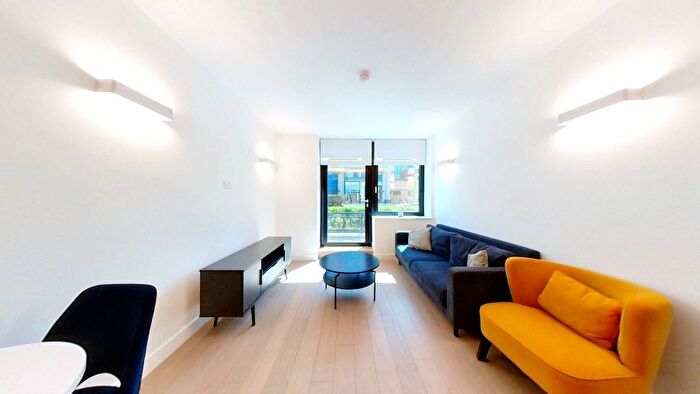 1 Bedroom Flat To Rent In New Horizons Court, Brentford, TW8