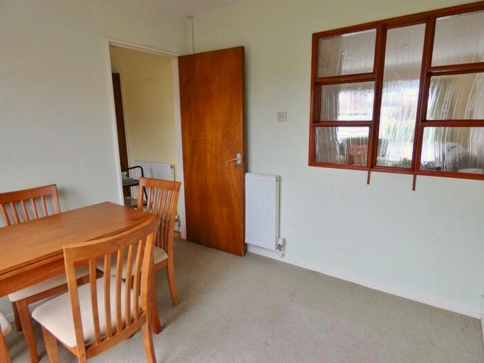 4 Bedroom Semi Detached House For Sale In Douglas Drive, Freckleton