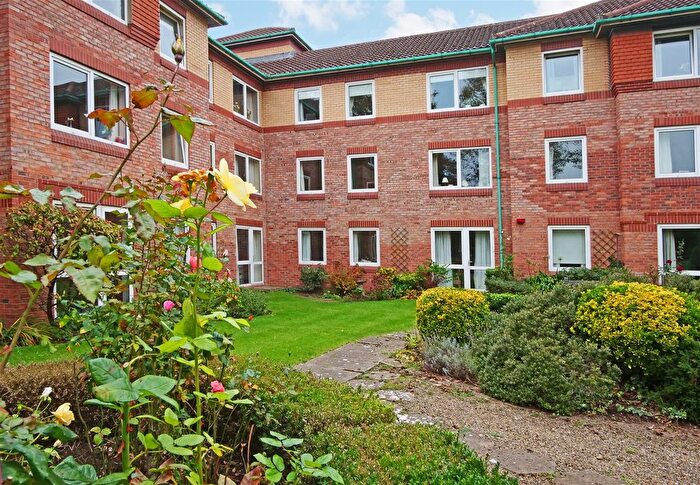 2 Bedroom Flat For Sale In Homeyork House, Danesmead Close, Fulford, YO10