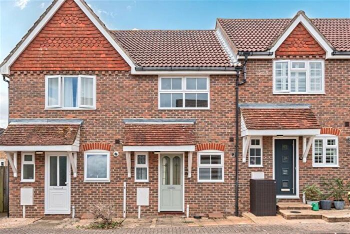 2 Bedroom Terraced House For Sale In Station Road, Pulborough, RH20