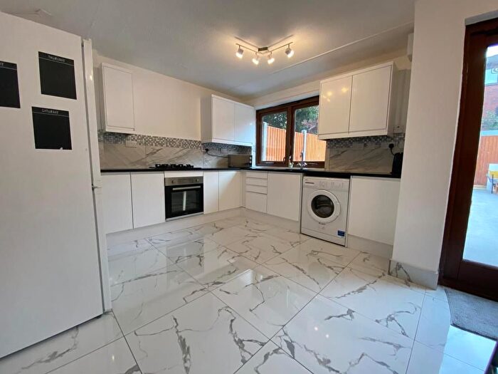 4 Bedroom Property To Rent In Minton Mews, Camden, Finchley, West Hamspetad, NW6