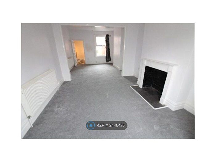 3 Bedroom Terraced House To Rent In Windsor Street, Wolverton, Milton Keynes, MK12